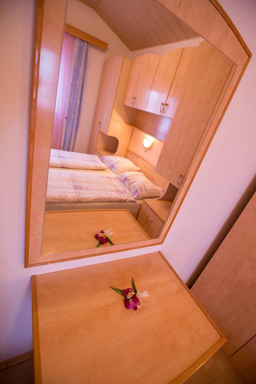 Apartments Dunja Piric Lopar Pokoj fotografie