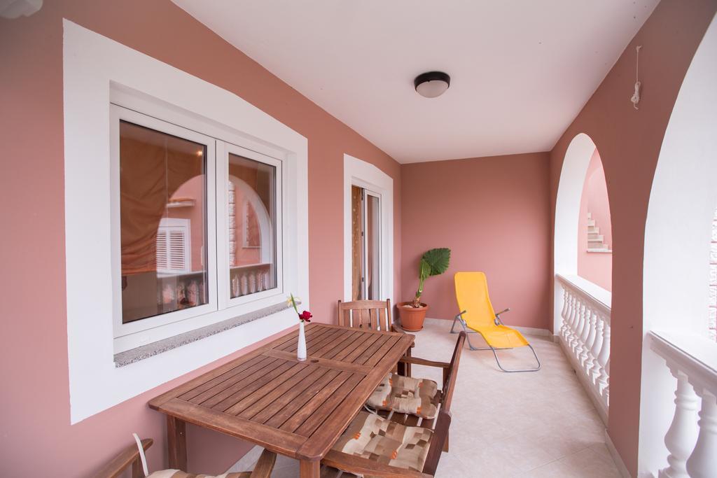 Apartments Dunja Piric Lopar Pokoj fotografie